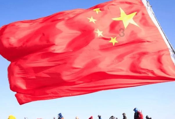 68岁周润发近照“吓人”,患糖尿病瘦成皮包骨头,胳膊上全是疙瘩