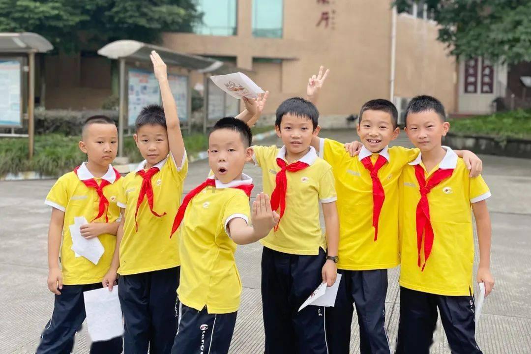 两会新视野|贾龙:建议完善智能网联车法律法规 健全产业支持保障体系 扫码阅读手机版